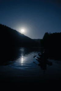 Pagayer Au Clair de Lune en SUP